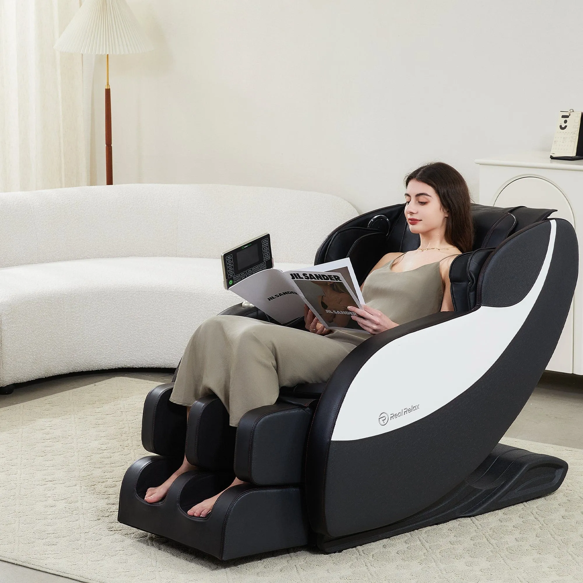 BS-09 Real Relax Zero Gravity Full Body Massage Chair Recliner with Heating and Foot Massage