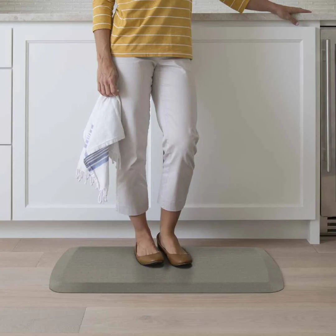GelPro Basics Anti-Fatigue Kitchen Comfort Mat - 20" x 32"