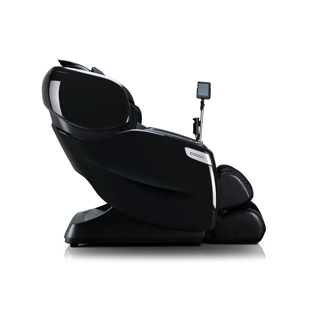 Qi™ XE Pro Massage Chair in Champagne