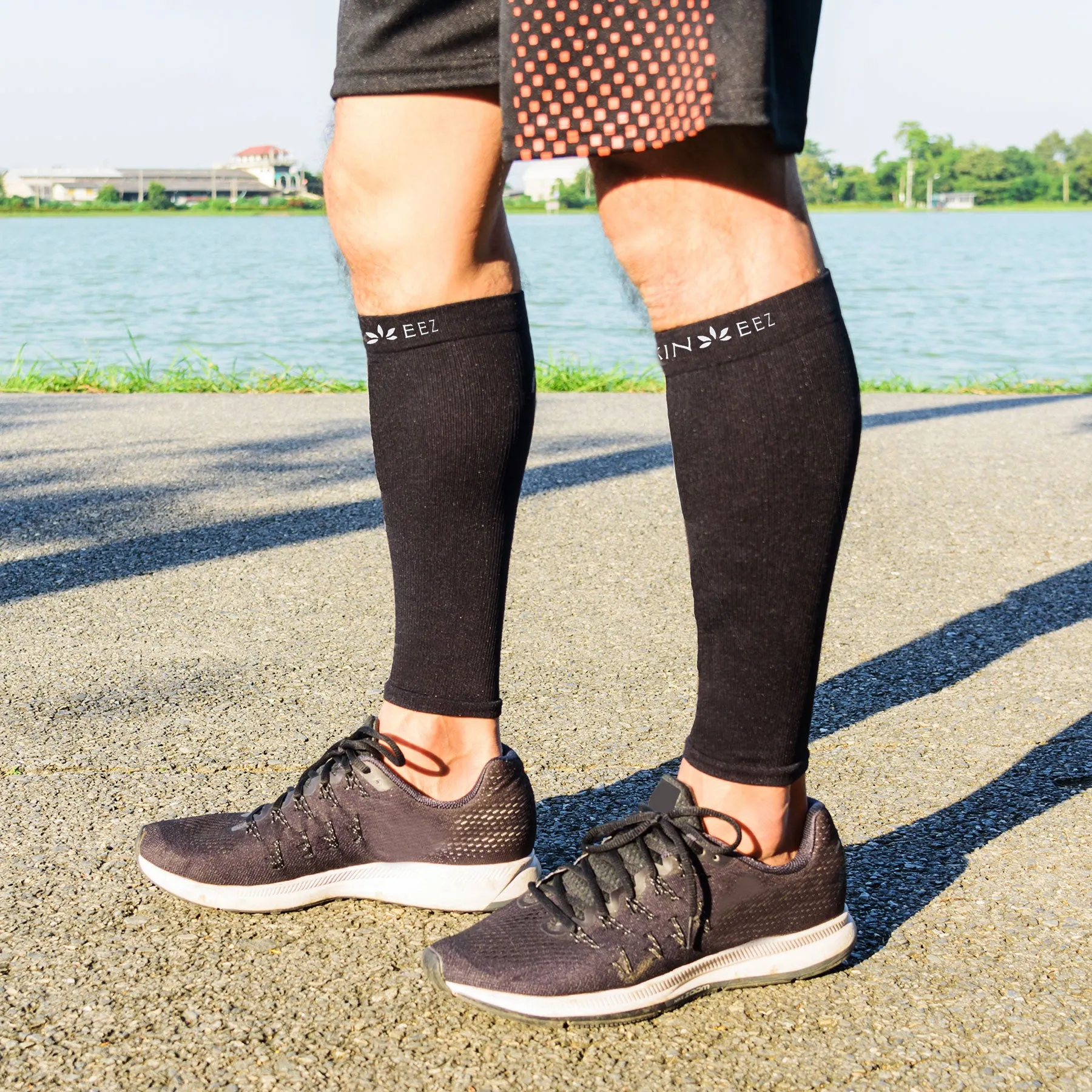 Skineez Medical Grade Moderate Compression Black Calf Sleeve